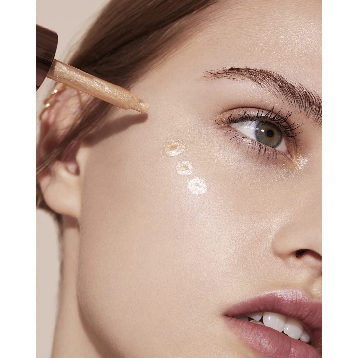 L’Oreal Paris Highlighting Drops, Glow Mon Amour Sparkling Love, Natural and Luminous, Liquid Formula with Nourishing Coconut Oil