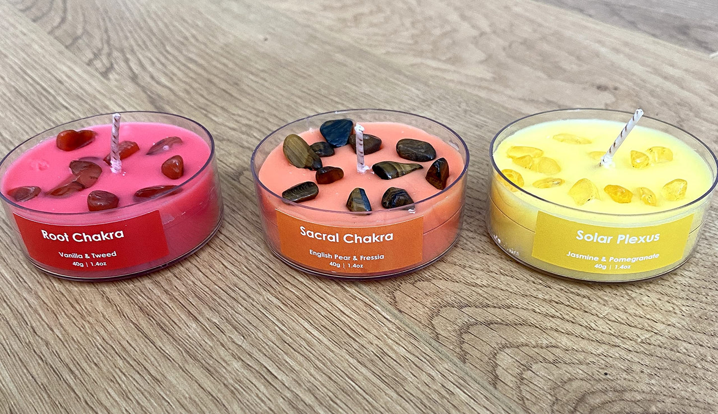 Serenity Crystals Chakra Candle Set - Beautifully Crafted Crystal Infused Candles for Meditation, Healing and Wellness a Suitable Gift for Chakra Spiritual Yoga Meditation, Includes Bracelet