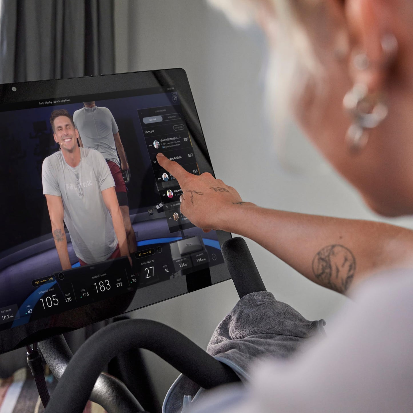 Original Peloton Bike | Indoor Stationary Exercise Bike with Immersive 22” HD Touchscreen, Black
