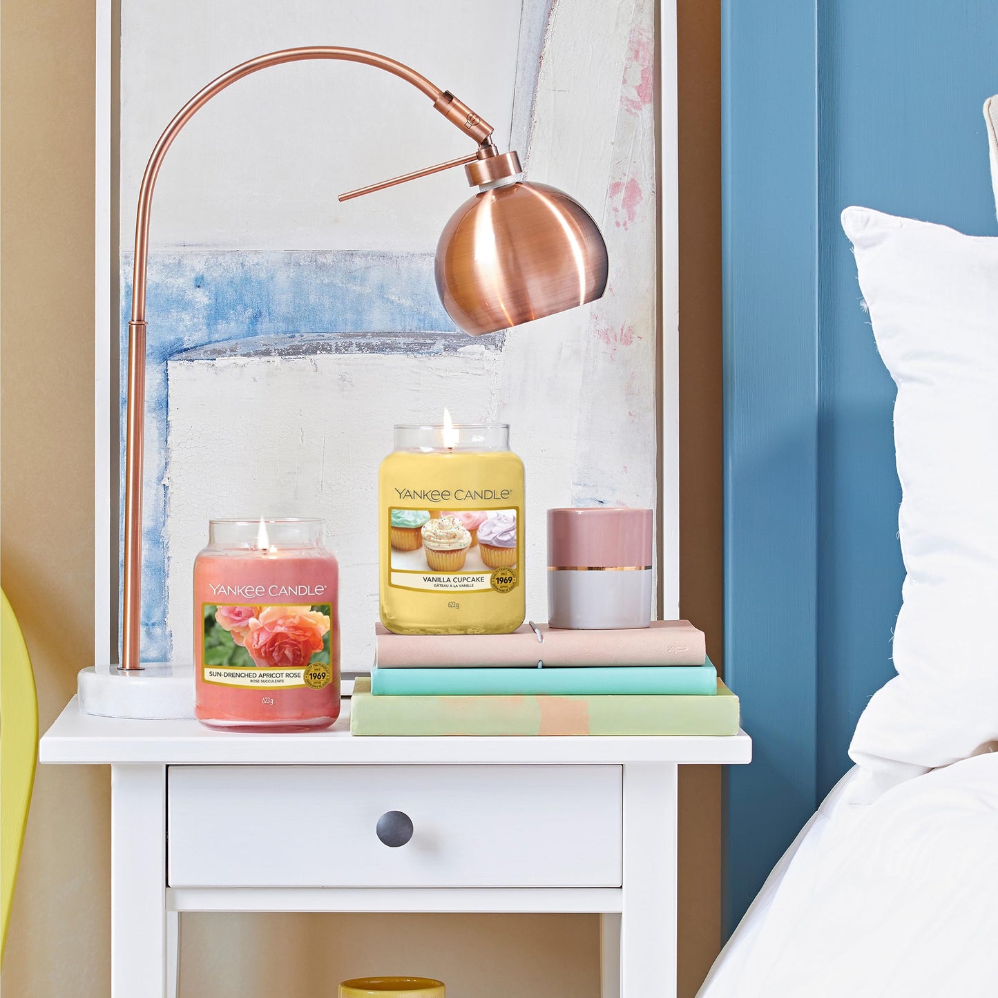 Yankee Candle – Vanilla Cupcake Large Jar (Up to 150 Hours)