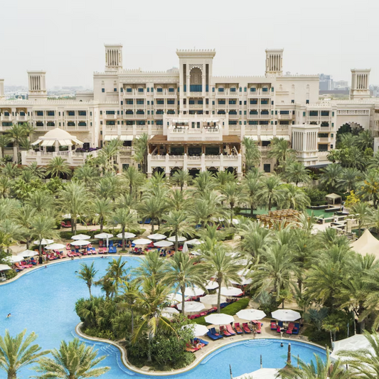 Jumeirah Al Qasr Dubai – Arabian Luxury Palace Escape